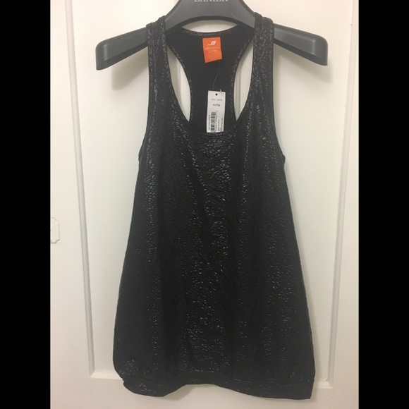 Joe Fresh Active Tank with Built-in Bra - Picture 1 of 3